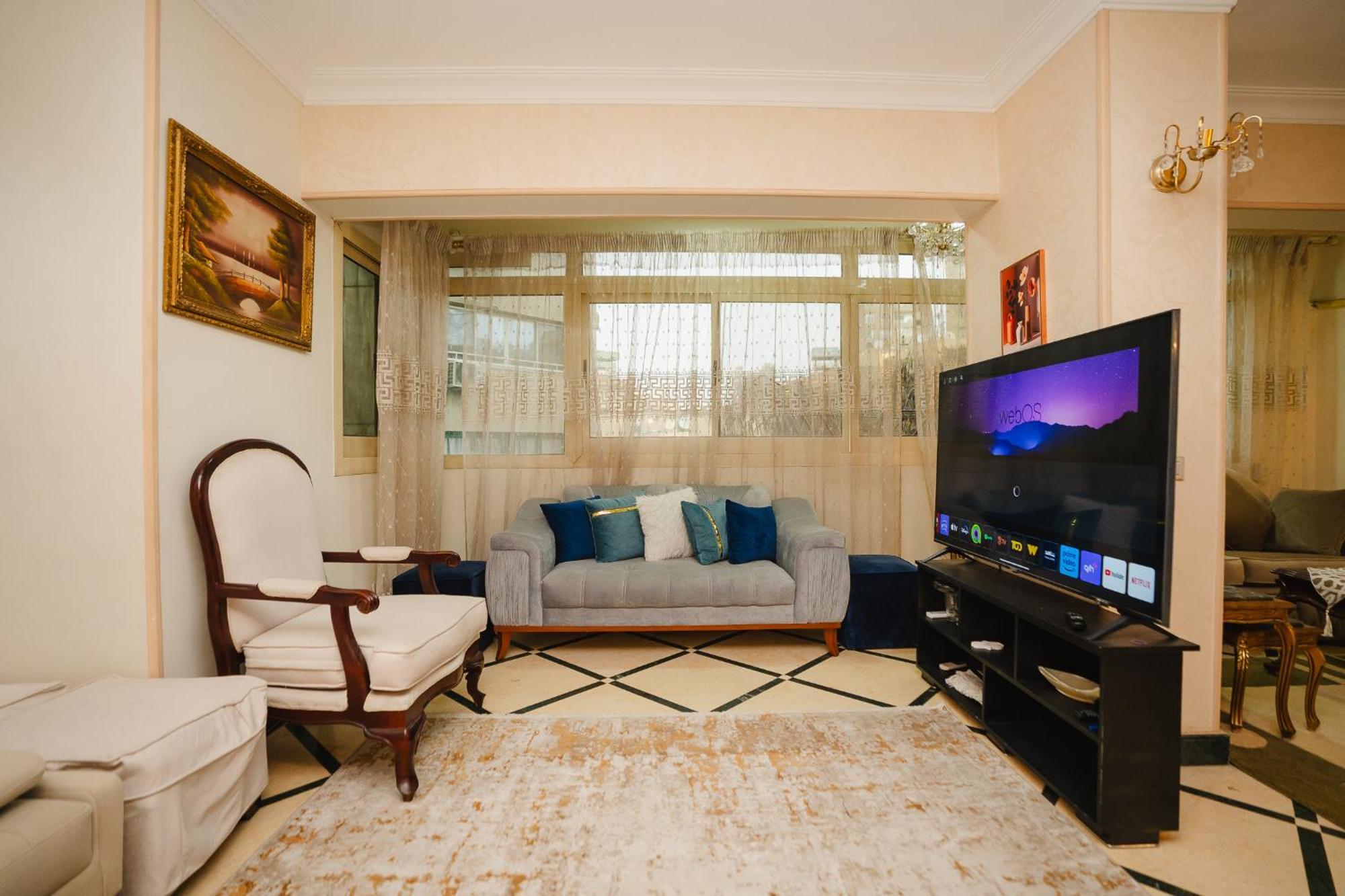 Elegant In Mohandessin Cairo