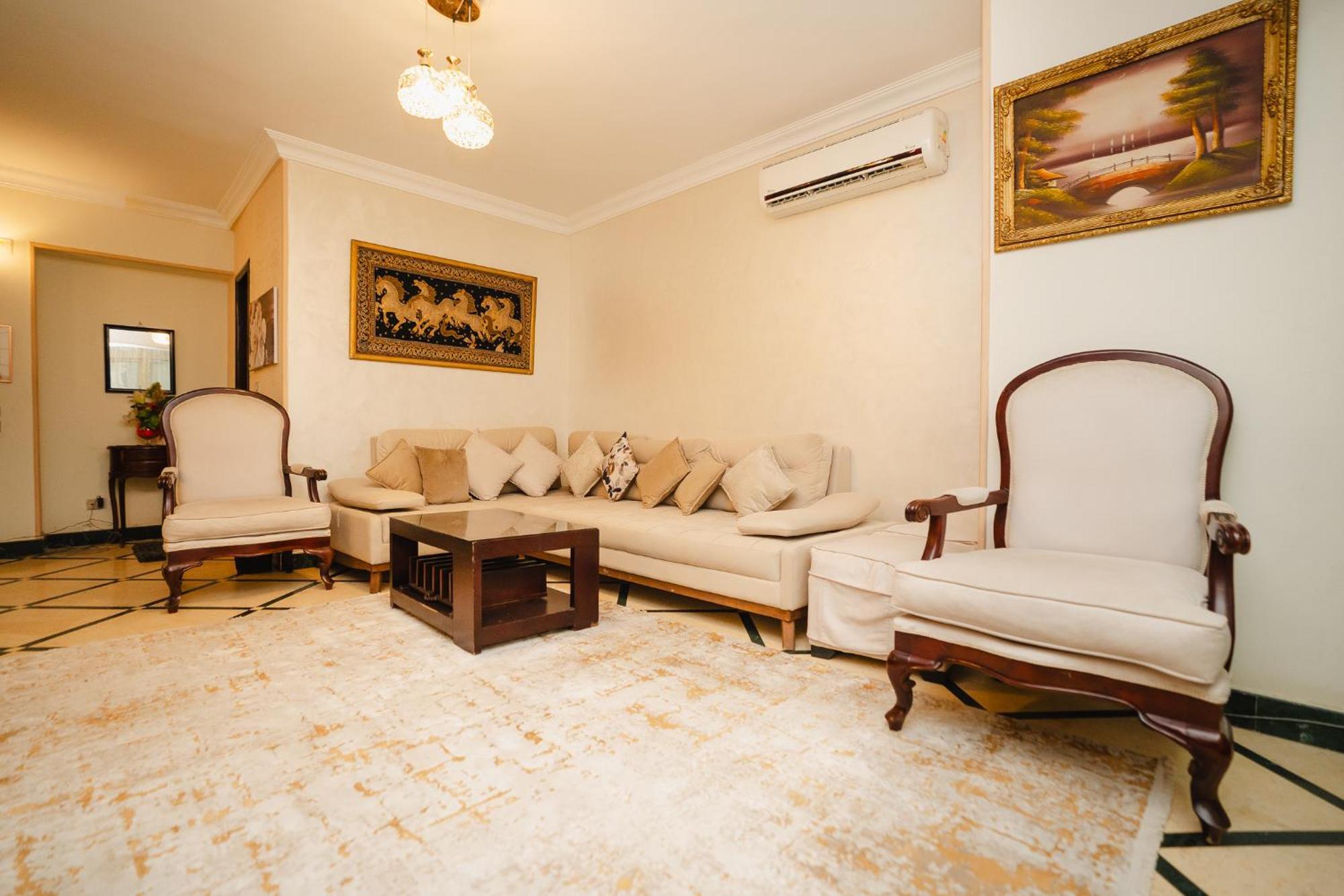 Elegant In Mohandessin Apartamento