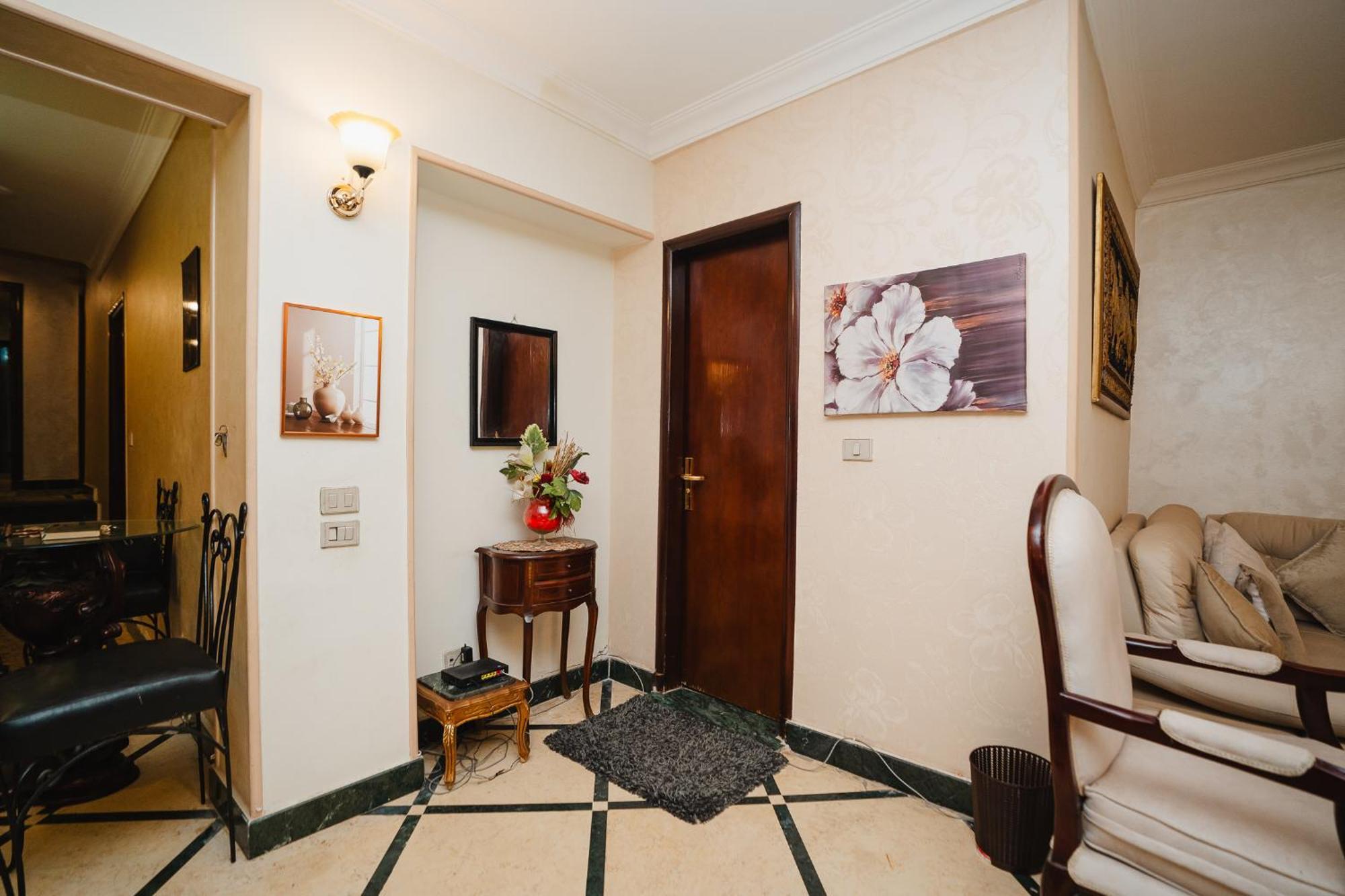 Elegant In Mohandessin Cairo